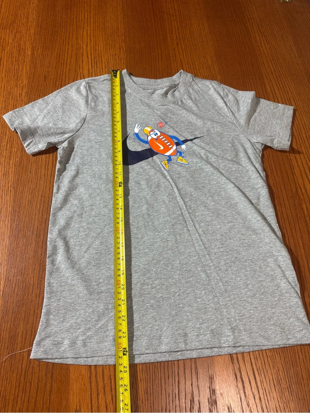 Nike Kids Football Graphic Tee Youth Large Gray Short Sleeve Shirt